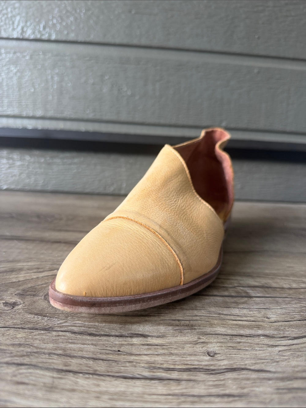 Free People Women's Slip-On Flats in Light Yellow size 41 - Picture 2 of 9
